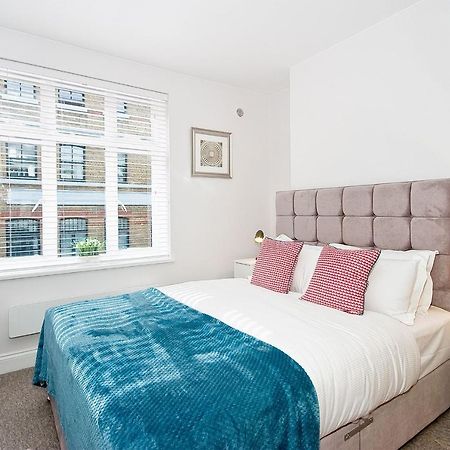 F4 Greek Street By City Living Londra Esterno foto